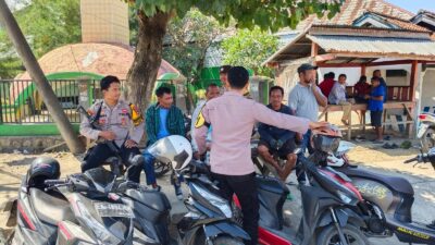 Imbau Warga Jaga Stabilitas Kamtibmas dan Mencegah Potensi Kriminalitas Polsek Woha Gelar Patroli Mobile Siang Hari