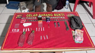 SATRESNARKOBA POLRES DOMPU AMANKAN TERDUGA PELAKU NARKOTIKA DI KECAMATAN KEMPO, BELASAN PAKET DIDUGA SABU DISITA