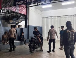 Patroli Malam Polres Dompu Intensifkan Harkamtibmas, Personel Sampaikan Imbauan Humanis kepada Masyarakat