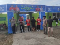 Polsek Pemenang Amankan Pertandingan Liga 4 Piala Bupati 2026 di GOR Mini Pemenang