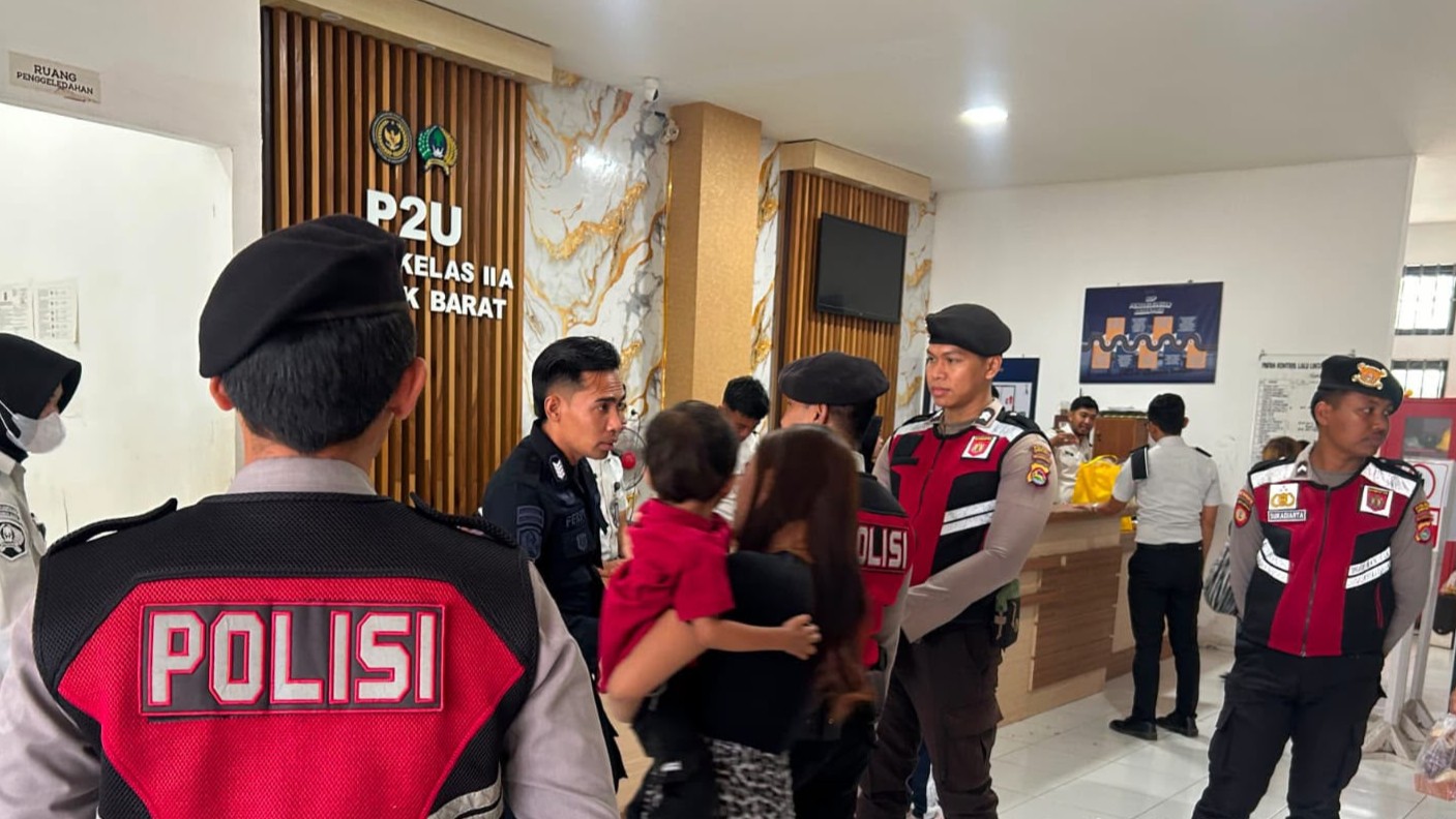 Jaga Kondusivitas Wilayah, Polres Lombok Barat Intensifkan Patroli Dialogis di Lapas Kelas IIA Kuripan
