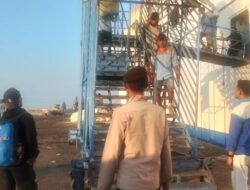 Polsek Kawasan Pelabuhan Laut Bima Amankan Embarkasi dan Debarkasi KM Binaiya