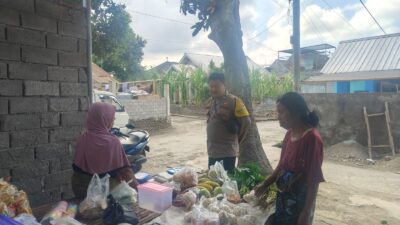 =Bhabinkamtibmas Desa Kerongkong Sambangi Warga, Ajak Bersama Jaga Kondusivitas Kamtibmas