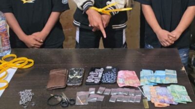 Gerebek Rumah Warga di Utan, Polsek Utan Bekuk Pengedar Sabu Beserta 13 Poket Barang Bukti