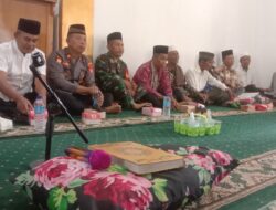 Hadir di Tengah Warga, Polsek Moyo Hulu Ikuti Peringatan Maulid Nabi di Masjid Nurul Iman Desa Leseng