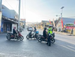 Ciptakan Keamanan Jalur Pagi, Sat Lantas Polres Sumbawa Barat Gelar Gatur Lantas di Simpang Taliwang Indah