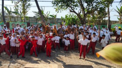 Bhabinkamtibmas Desa Menceh Edukasi Siswa tentang Bahaya Bullying, Narkoba dan Miras
