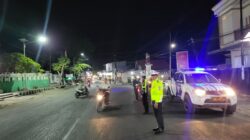 Blue Light Patrol dan Strong Point Malam, Sat Lantas Polres Dompu Jaga Kamseltibcarlantas di Sejumlah Ruas Jalan
