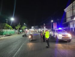 Blue Light Patrol dan Strong Point Malam, Sat Lantas Polres Dompu Jaga Kamseltibcarlantas di Sejumlah Ruas Jalan