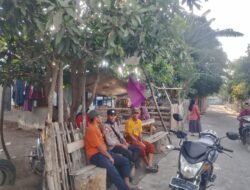 Bhabinkamtibmas Kiwu Ajak Warga Jaga Kamtibmas dan Manfaatkan Pekarangan untuk Pertanian