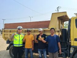 Cegah Kecelakaan Lalu Lintas, Satlantas Polres Bima Kota Sosialisasikan Bahaya Overload kepada Sopir Truk