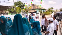TP PKK Provinsi NTB Gelar Roadshow Pembinaan Dasawisma di Desa Saneo, Polsek Woja Pastikan Kegiatan Berjalan Aman