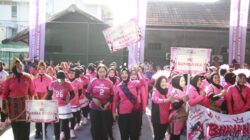 Meriahkan HKGB ke-74, Kapolres Sumbawa Barat Bersama Bhayangkari Ikuti Lomba Voli, Yel-Yel, hingga Bazar UMKM di Mapolda NTB