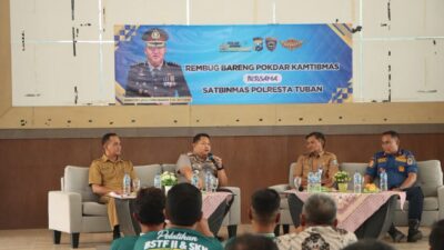 Rembug Bareng Pokdarkamtibmas di Bancar, Kapolresta Tuban Ajak Nelayan Bersinergi Jaga Kamtibmas