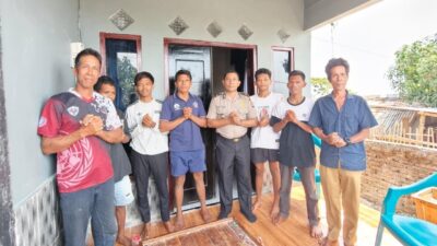 Sambangi Warga Desa O,o Dalam Program “Kumpul Bersama Masyarakat” Kapoksek Donggo: Jaga Silaturahmi dan Kerukunan